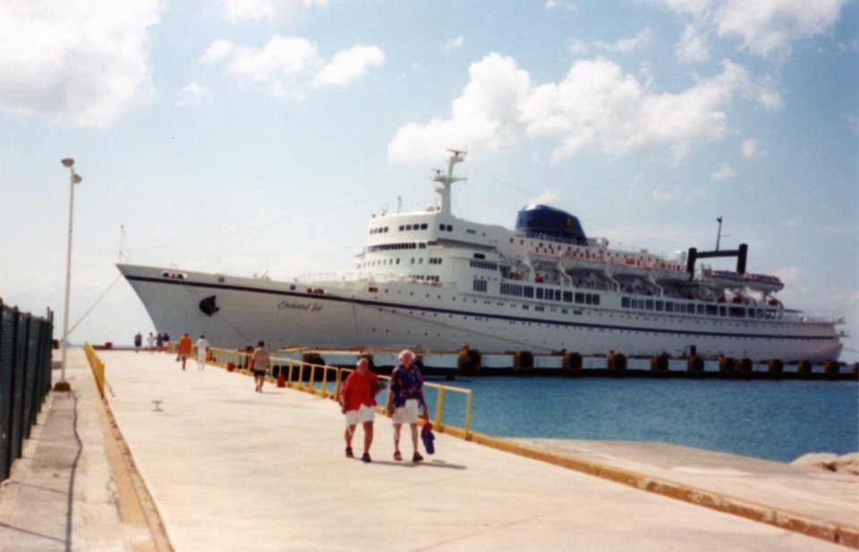 Cruise 1999 040