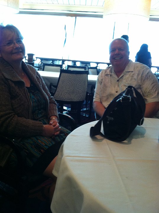 2016 Cruise Brendas Phone 10