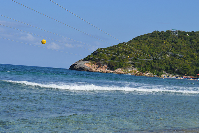 labadee-zipline2