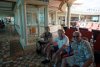 Mike, Mark and Deb lounging while awaiting departure from Fort Lauderdale.