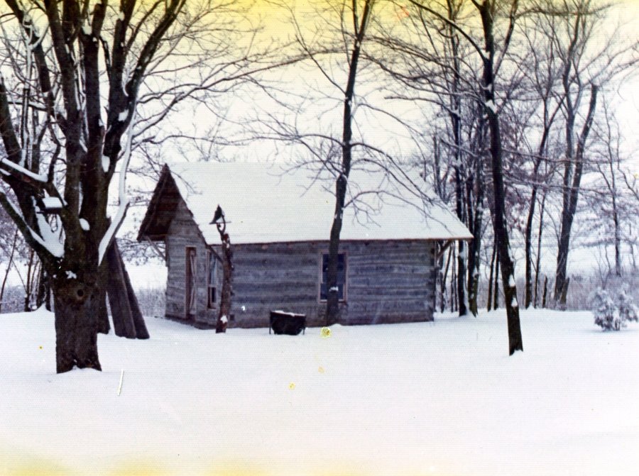 Image170 Log Cabin snow 1976