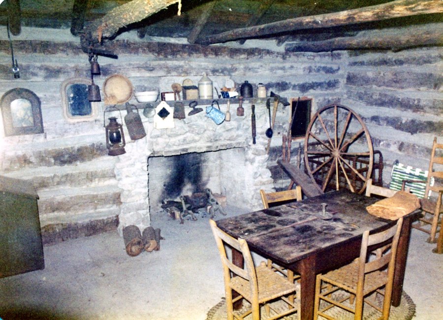 Image186 Log Cabin 1976